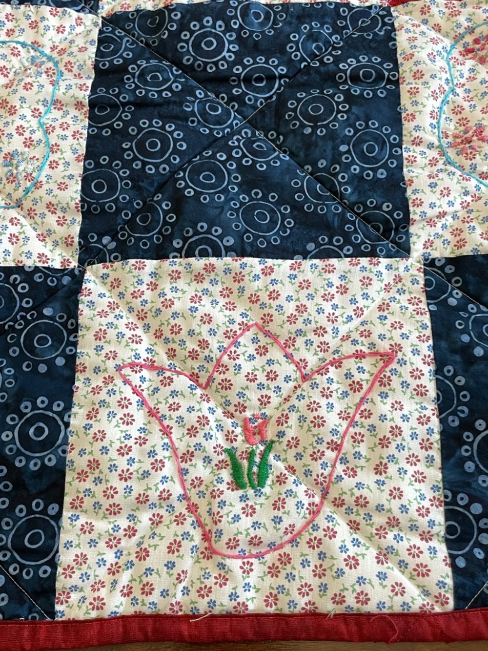 Handmade Quilt Whimsical Red Off White Blue Embroidered Flower Lap Child Size - Picture 5 of 15